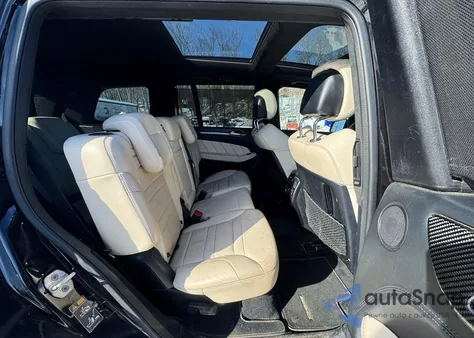 2017 Mercedes-Benz Gls 63 Amg 4Matic z USA, uszkodzony, nr VIN 4JGDF7FE7HA897346